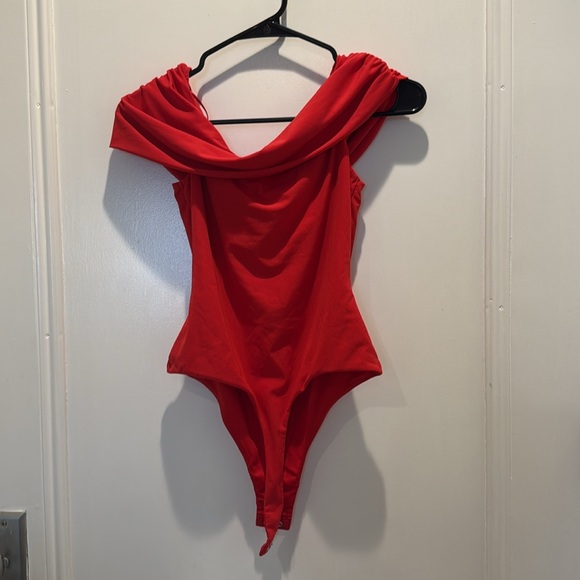 AFRM Vibrant Red  Bodysuit off the shoulder - Picture 4 of 4